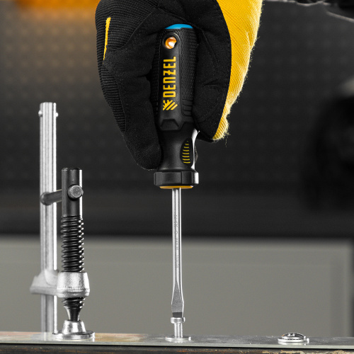 Отвертка, SL5x75 мм, S2, 3к рукоятка Denzel по ценам производителя в Воронеже с доставкой по всей России