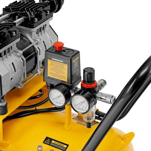 Компрессор безмасляный, малошумный DLS 1800/100,1800 Вт, 3x600, 100 л, 345 л/мин Denzel по ценам производителя в Воронеже с доставкой по всей России