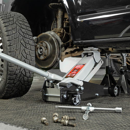 Домкрат гидравлический подкатной, 3.5 т, высота подъема 145-490 мм, с педалью Matrix по ценам производителя в Воронеже с доставкой по всей России