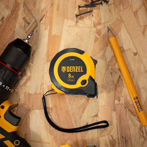 Рулетка 8м х 25мм, двухкомп. корпус, кнопка-пауза Denzel по ценам производителя в Воронеже с доставкой по всей России