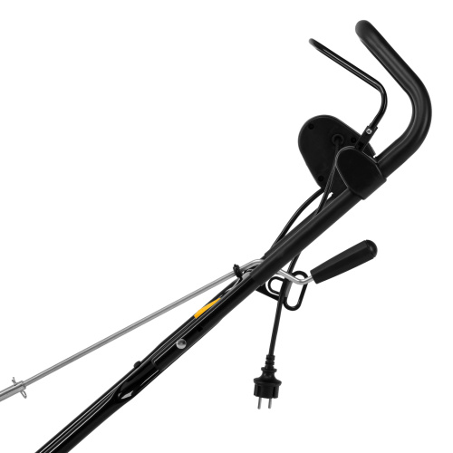 Электрическая снегоуборочная машина ESB-460-M, 1.8 кВт, металлический шнек, LED фара Denzel по ценам производителя в Воронеже с доставкой по всей России