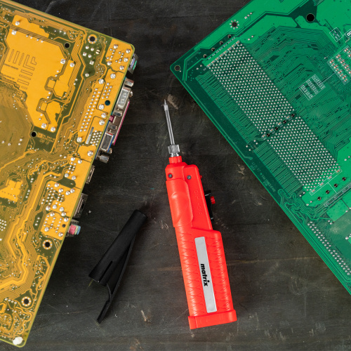 Паяльник беспроводной 4.5 В, 8 Вт, 350°С, припой 10 г, работа от элементов питания 3хАА Matrix по ценам производителя в Воронеже с доставкой по всей России