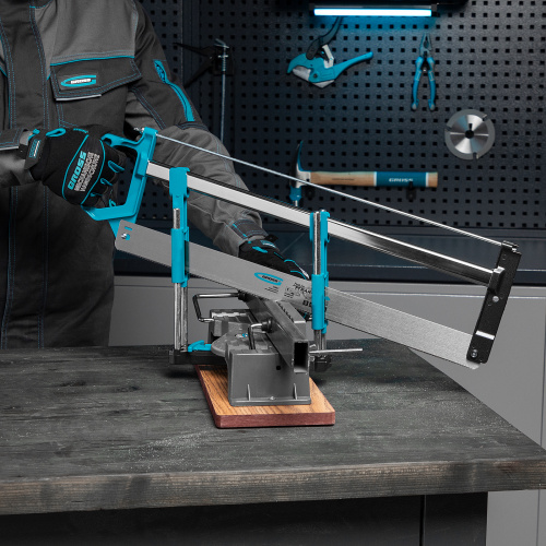 Стусло прецизионное, пила 550 мм, две прижимные струбцины Gross по ценам производителя в Воронеже с доставкой по всей России