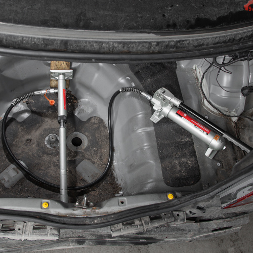 Растяжка гидравлическая, 10 т, набор из 17 предметов, 7 сменных насадок, в пластиковом кейсе Matrix по ценам производителя в Воронеже с доставкой по всей России