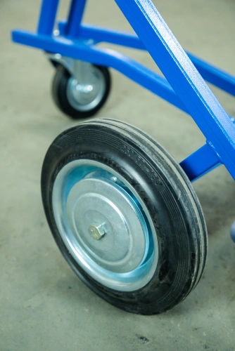 Тележка для баллонов пропан + кислород TOR ТГК-П, 2 баллона (250 резина + 160 поворотное) по ценам производителя в Воронеже с доставкой по всей России