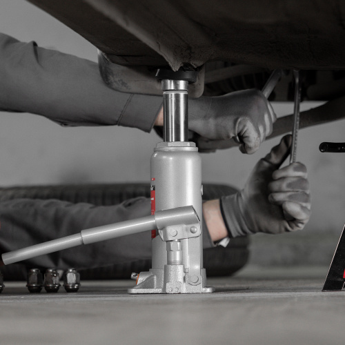 Домкрат гидравлический бутылочный, 6 т, h подъема 216-413 мм Matrix по ценам производителя в Воронеже с доставкой по всей России