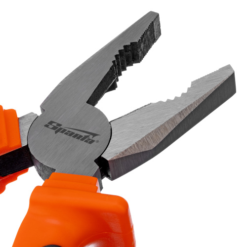 Плоскогубцы комбинированные Comfort, 200 мм, шлифованные, двухкомпонентные рукоятки Sparta по ценам производителя в Воронеже с доставкой по всей России