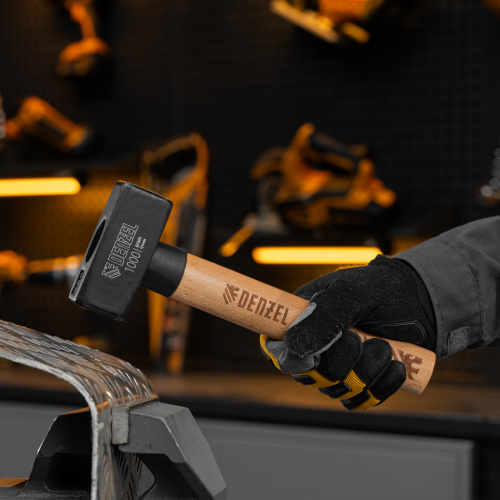 Кувалда, 1000 г, кованая головка, буковая рукоятка Denzel по ценам производителя в Воронеже с доставкой по всей России