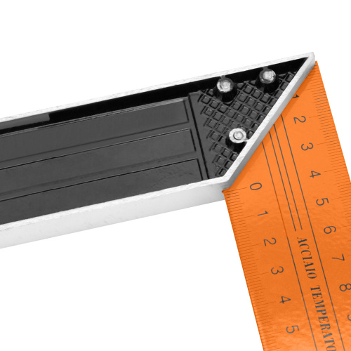 Угольник, 250 мм, металлический Sparta по ценам производителя в Воронеже с доставкой по всей России