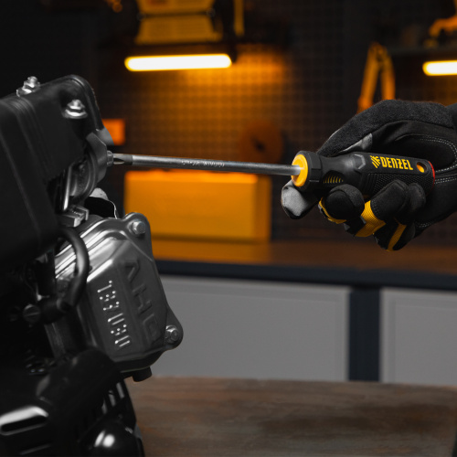 Отвертка PH3х150 мм, CrV, трехкомпонентная рукоятка Denzel по ценам производителя в Воронеже с доставкой по всей России