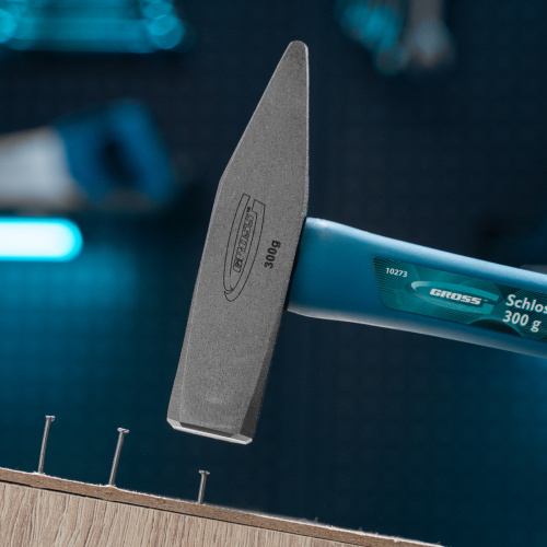 Молоток слесарный, 300 г, квадратный боек, фибергласовая обрезиненная рукоятка Gross по ценам производителя в Воронеже с доставкой по всей России