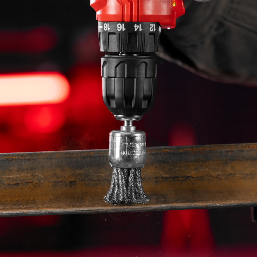 Щетка для дрели, 30 мм, "чашка" со шпилькой, крученая металлическая проволока Matrix по ценам производителя в Воронеже с доставкой по всей России