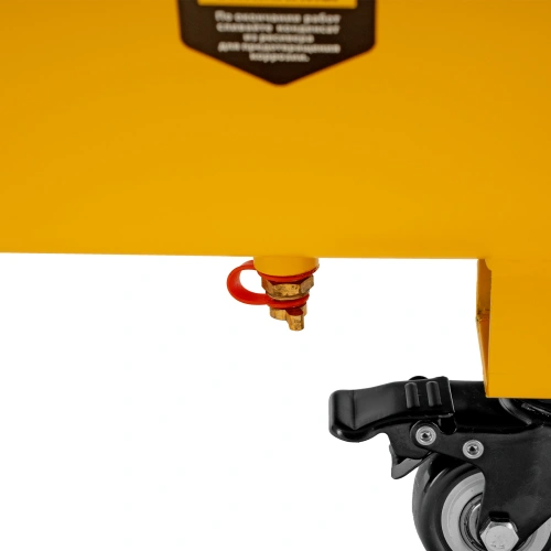 Компрессор безмасляный, малошумный  DLS 2250/100, 2250 Вт, 3x750, 100 л, 410 л/мин блок управления/ Denzel по ценам производителя в Воронеже с доставкой по всей России