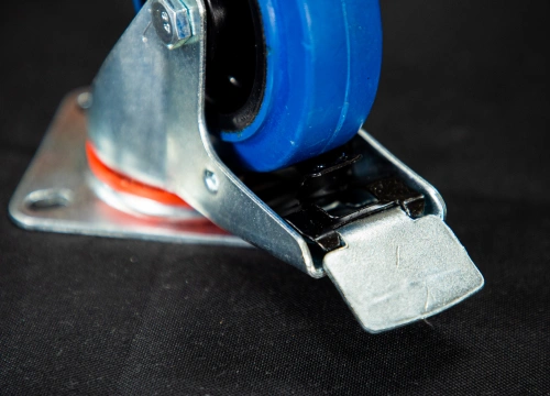 Колесо поворотное резина SRCLb 42 100 мм с тормозом (F) по ценам производителя в Воронеже с доставкой по всей России