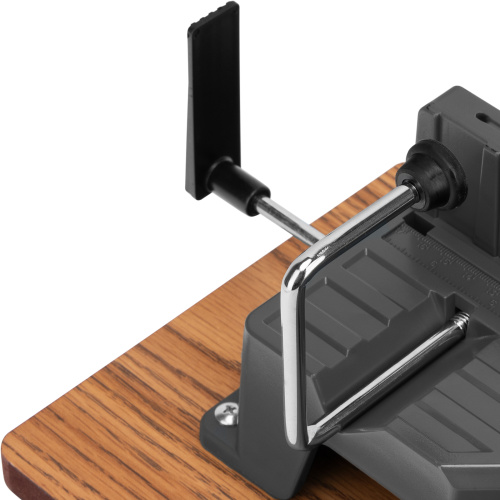 Стусло прецизионное, двухплоскостное, пила 600 мм, две прижимные струбцины, ограничительный упор Gross по ценам производителя в Воронеже с доставкой по всей России