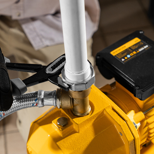 Насосная станция эжекторная PSD800C, 800 Вт, 2400 л/ч, ресивер 24 л, всасывание 20 м Denzel по ценам производителя в Воронеже с доставкой по всей России