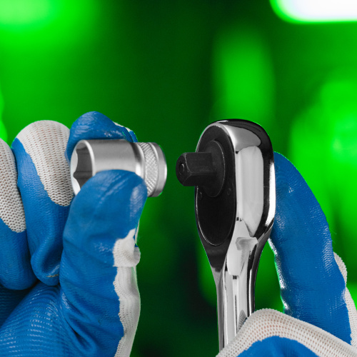 Ключ-трещотка 3/8", 45 зубьев, с быстрым сбросом, CrV, хром Сибртех по ценам производителя в Воронеже с доставкой по всей России