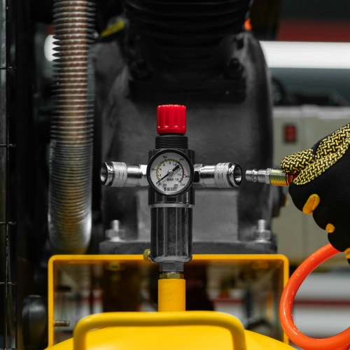 Компрессор воздушный рем. привод BCV 4000-T/100, 4,0 кВт, 100 литров, 690 л/мин Denzel по ценам производителя в Воронеже с доставкой по всей России