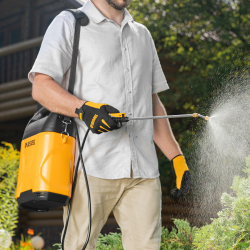 Опрыскиватель аккумуляторный D-5LI, 5 л, Li-Ion акк., 12 В, 2 Ач Denzel по ценам производителя в Воронеже с доставкой по всей России