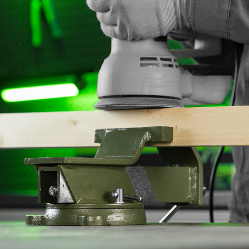 Тиски слесарные, 125 мм, стальные, поворотные Сибртех по ценам производителя в Воронеже с доставкой по всей России