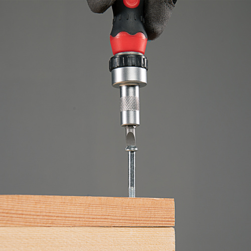 Отвертка реверсивная с набором бит и насадок торцевых, CrV, 1/4, 16 шт Matrix по ценам производителя в Воронеже с доставкой по всей России