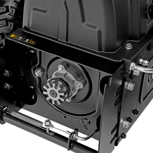 Гибридная снегоуборочная машина с функц. подметания SWB-600, 212 сс, руч. старт, 2 насадки Denzel по ценам производителя в Воронеже с доставкой по всей России