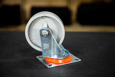 Колесо поворотное чугунное EM01 VKV 100 100 мм термостойкое купить в Москве с доставкой по всей России | ProtosMarket.ru