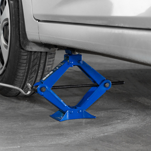 Ромбовый домкрат, 1.5 т, 110-360 мм Stels по ценам производителя в Воронеже с доставкой по всей России