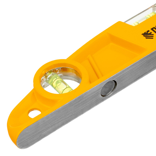 Уровень литой, 300 мм, магнитный, 2 глазка Denzel по ценам производителя в Воронеже с доставкой по всей России