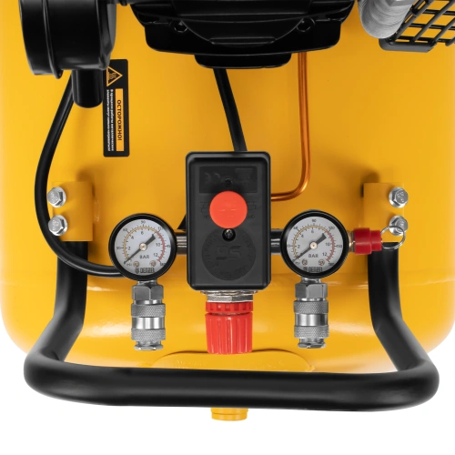 Компрессор воздушный BCV2200/100, ременный привод, 2.2 кВт, 100 литров, 370 л/мин Denzel по ценам производителя в Воронеже с доставкой по всей России