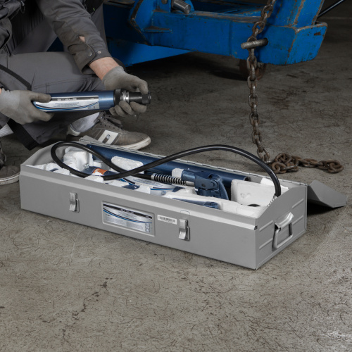 Растяжка гидравлическая, 10 т, набор из 17 предметов, 7 сменных насадок, в металлическом кейсе Stels по ценам производителя в Воронеже с доставкой по всей России