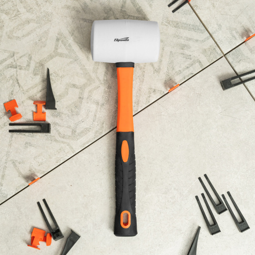 Киянка резиновая, 680 г, белая резина, фибергласовая рукоятка Sparta по ценам производителя в Воронеже с доставкой по всей России