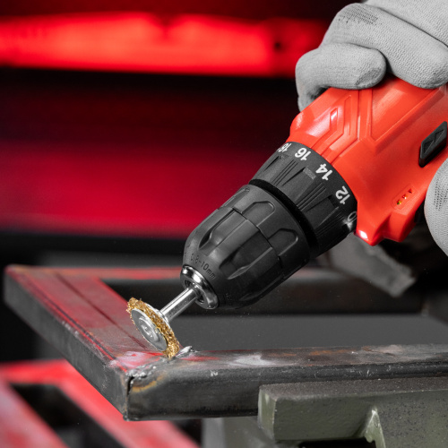 Щетка для дрели, 30 мм, плоская со шпилькой, латунированная витая проволока Matrix по ценам производителя в Воронеже с доставкой по всей России