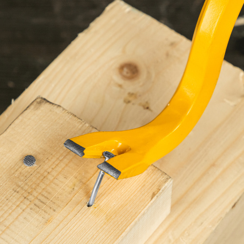 Лом-гвоздодер, 900 мм, шестигранный 19 мм, окрашенный, сталь 65 Denzel по ценам производителя в Воронеже с доставкой по всей России