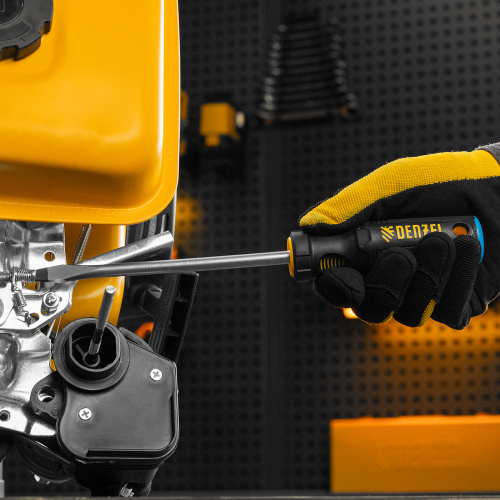 Отвертка, SL8x150 мм, S2, 3к рукоятка Denzel по ценам производителя в Воронеже с доставкой по всей России