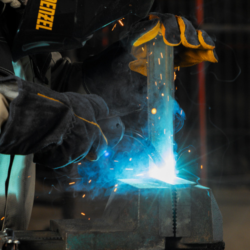 Аппарат инвертор. полуавтомат. cварки IMIG-200, 200 А, ПВ 60%, катушка 5 кг Denzel по ценам производителя в Воронеже с доставкой по всей России