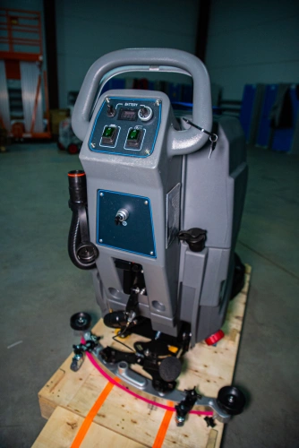 Машина поломоечная самоходная с АКБ GEL 24/100 В/Ач TOR COMPACT 60T купить в Москве с доставкой по всей России | ProtosMarket.ru