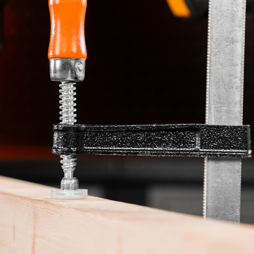 Струбцина F-образная, 300 х 120 мм Sparta по ценам производителя в Воронеже с доставкой по всей России