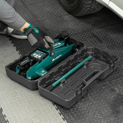 Домкрат гидравлический подкатной, 2 т, 127-330 мм, в пласт. кейсе Сибртех по ценам производителя в Воронеже с доставкой по всей России