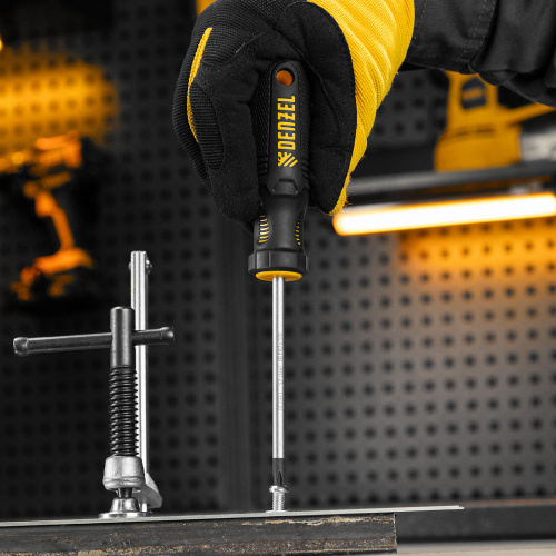 Набор отверток, 2 шт., PH+SL, S2, 3к рукоятка Denzel по ценам производителя в Воронеже с доставкой по всей России