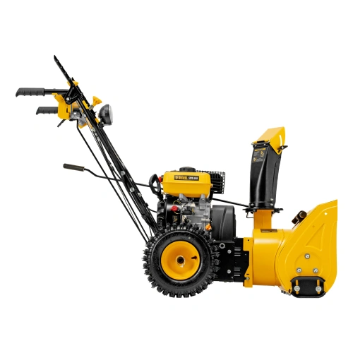 Гибридная снегоуборочная машина с функц. подметания SWB-600, 212 сс, руч. старт, 2 насадки Denzel по ценам производителя в Воронеже с доставкой по всей России