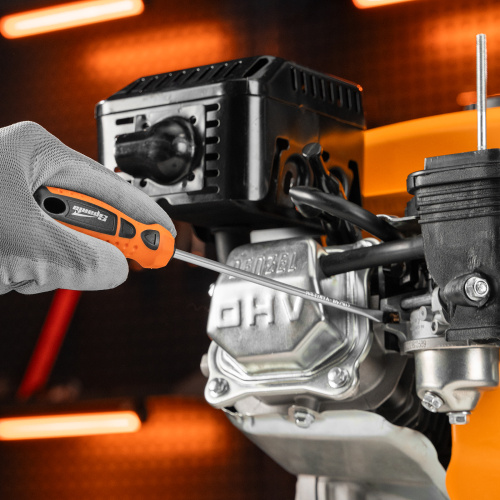 Отвертка "Point", SL5 х 150 мм, CS, двухкомпонентная рукоятка Sparta по ценам производителя в Воронеже с доставкой по всей России