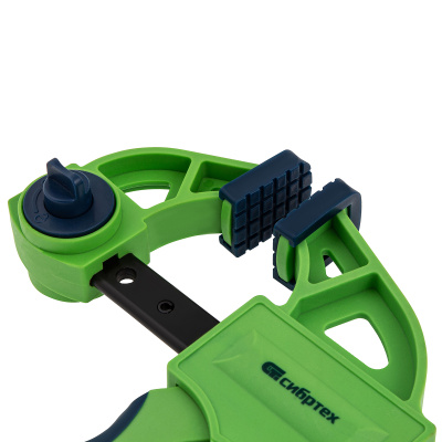 Струбцина F-образная, быстрозажимная, 600 х 70 х 820 мм, пластиковый корпус, фиксатор, двухкомпонентная рукоятка Сибртех по ценам производителя в Воронеже с доставкой по всей России