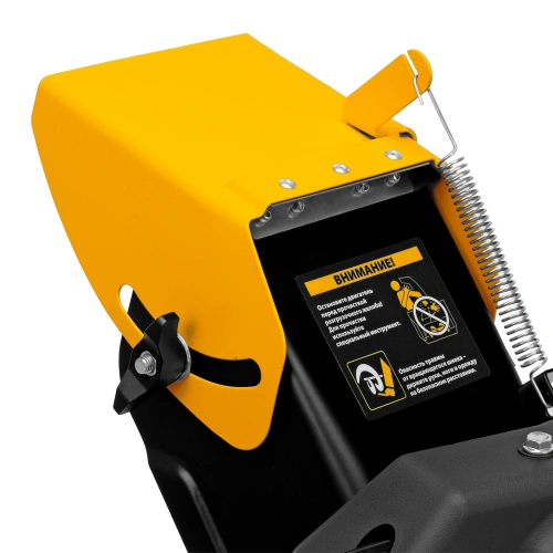 Бензиновая снегоуборочная машина SBM 610S PRO, 212 cc, электростартер, фара, обогрев Denzel по ценам производителя в Воронеже с доставкой по всей России