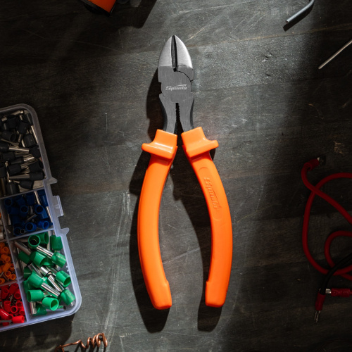 Бокорезы Classic, 160 мм, шлифованные, пластмассовые рукоятки Sparta по ценам производителя в Воронеже с доставкой по всей России