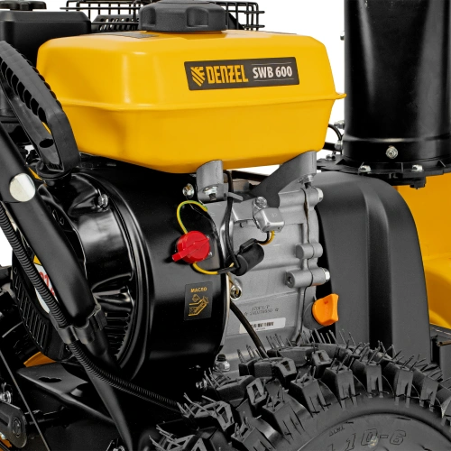 Гибридная снегоуборочная машина с функц. подметания SWB-600, 212 сс, руч. старт, 2 насадки Denzel по ценам производителя в Воронеже с доставкой по всей России