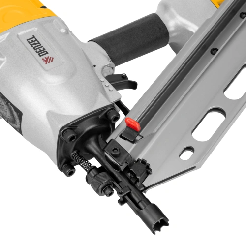 Нейлер пневматический PN2190 для гвоздей SN21 от 50 до 90 мм Denzel по ценам производителя в Воронеже с доставкой по всей России