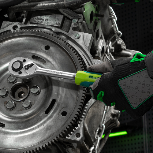 Набор инструментов, 1/2", 3/8", 1/4", пластиковый кейс 215 предм. Сибртех по ценам производителя в Воронеже с доставкой по всей России