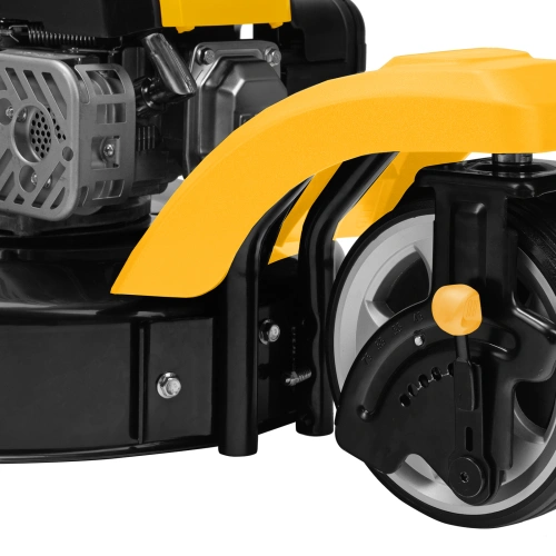 Бензиновая газонокосилка GLT-460SP-T, Trike 149 см3, 46 см, привод, панель, 60л Denzel по ценам производителя в Воронеже с доставкой по всей России