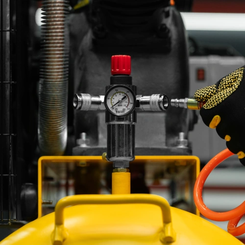 Компрессор воздушный рем. привод BCV 5500-T/270, 5,5 кВт, 270 литров, 850 л/мин Denzel по ценам производителя в Воронеже с доставкой по всей России